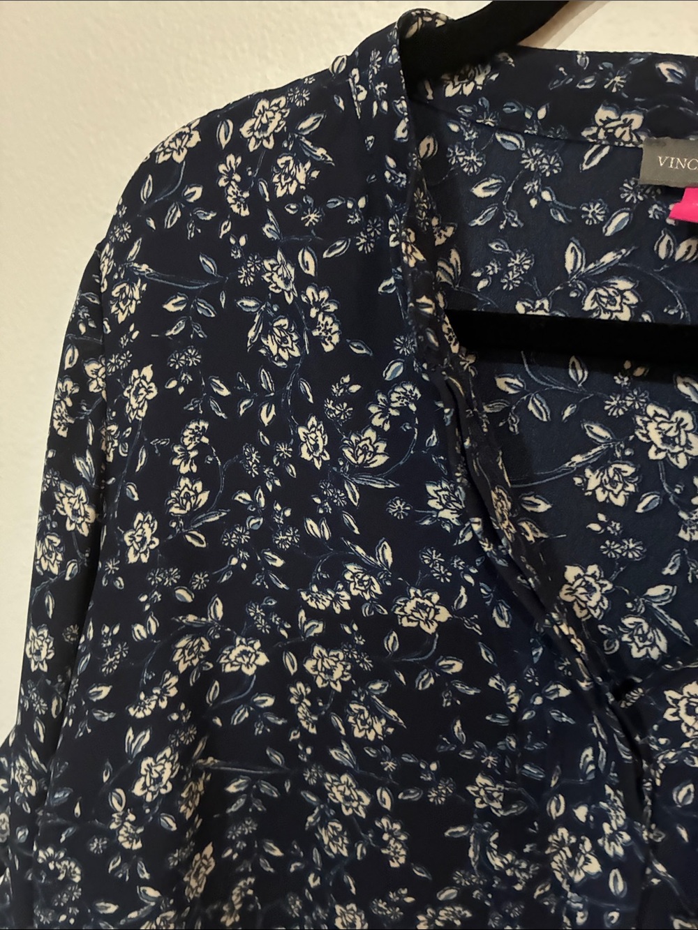 Vince Camuto Navy Floral Ruffle Sleeve Blouse - Picture 4 of 8